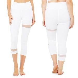 Alo Yoga • High-waist Spatial Capri Pants